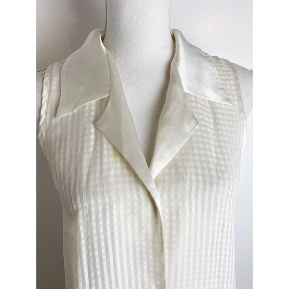 Vintage Victoria’s Secret • White Button Up Tank - Picture 2 of 4